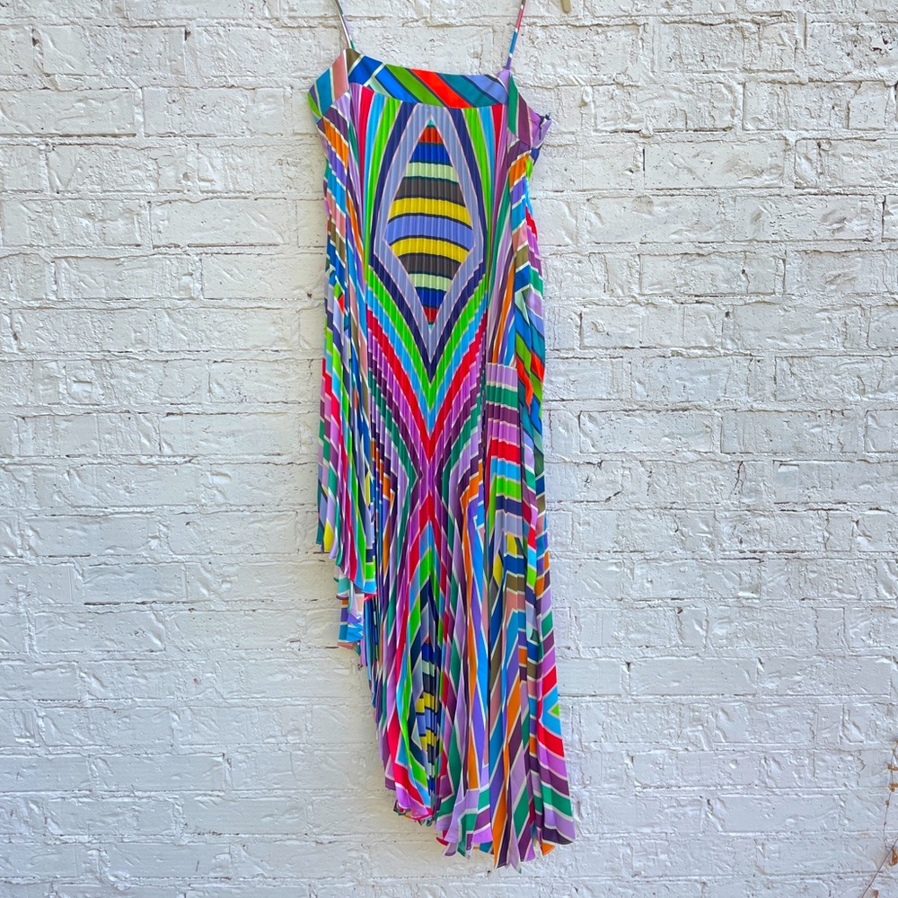 NWOT MILLY dress. Size 2. Accordion style pleats, multicolored.